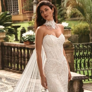enzoani wedding dress Blue by Enzoani: Sloane A soft layer of glitter tulle beneath the lace adds subtle sparkle to the overall look Home | Enzoani