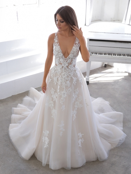 enzoani lainey gown